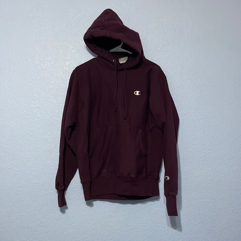 Size- M.  Brand- Champion.  Color- Maroon